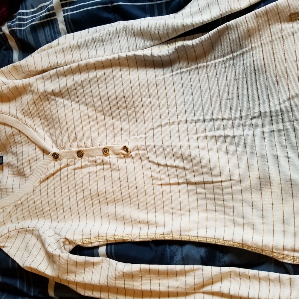 Off white long sleeve shirt